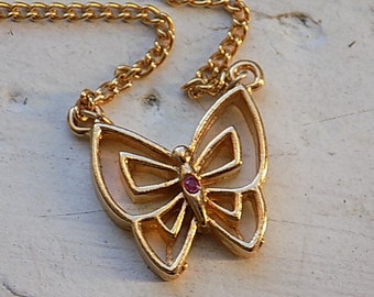 FREE SHIPPING Vintage Goldtone Necklace with Butterfly Pendant