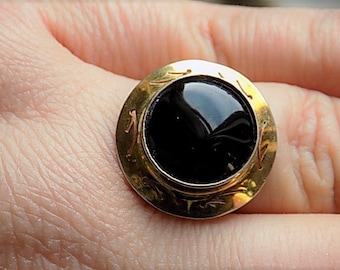 FREE SHIPPING Vintage Brass Ring with Black Glass Center Stone Adjustable Band