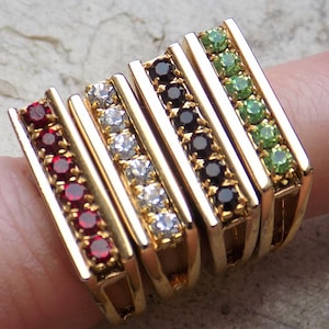FREE SHIPPING Vintage Rhinestone Band Ring