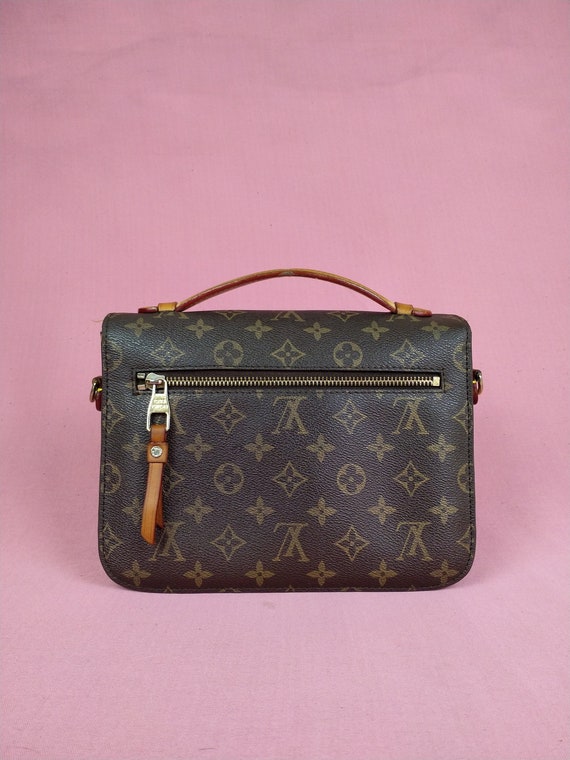 Vintage LV Pochette Metis Crossbody Bag. - image 3