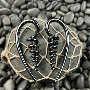 8G |  Oil Slick Raven | Corkscrew | Talons | Gauged Glass Body Jewelry for Stretched Piercings by Glassheart
