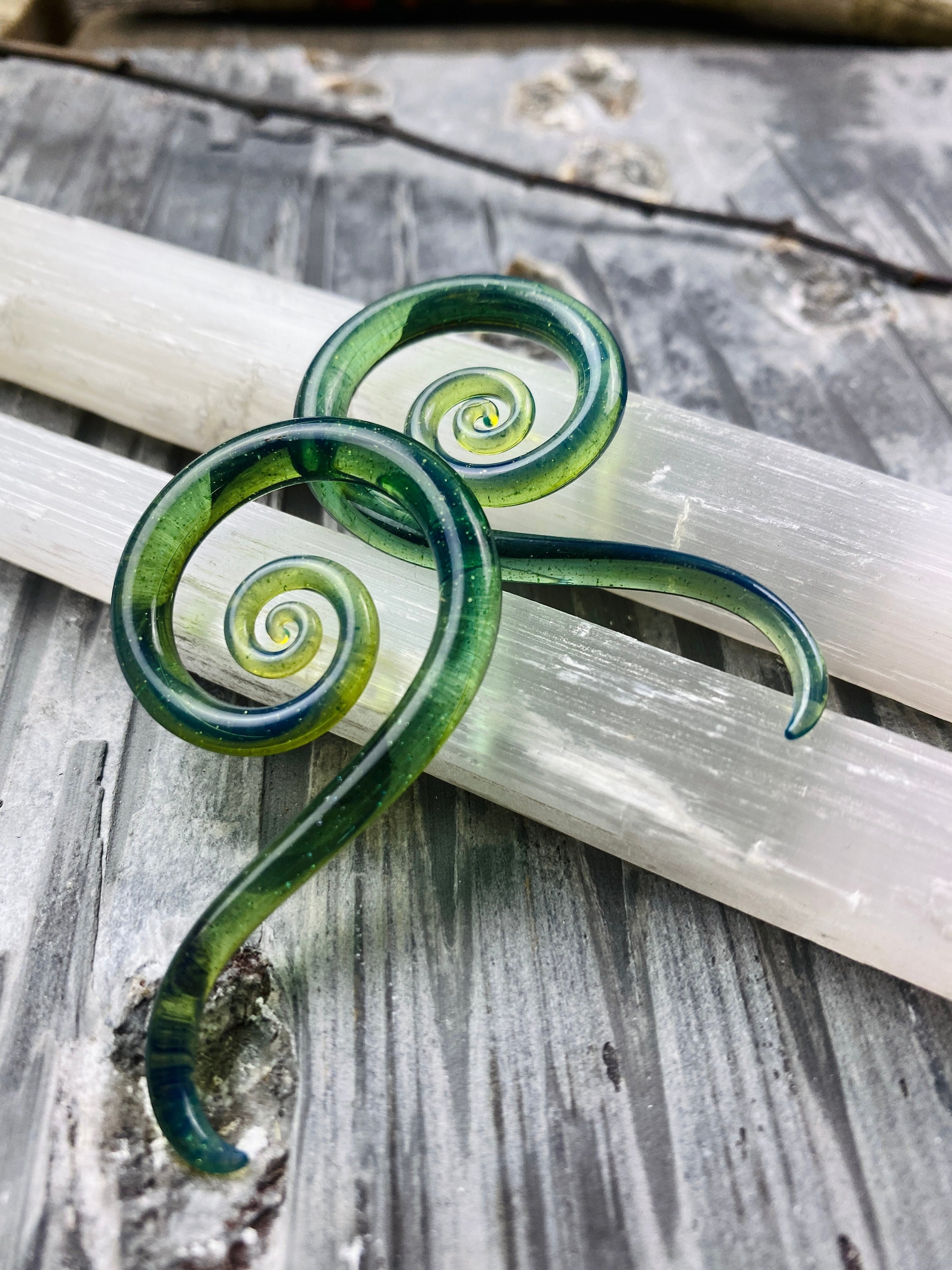Blue Green Sparkle Glass Spiral Snake Gauges: 4G Stretched Piercing Jewelry