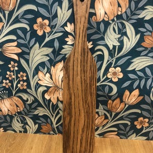 Solid Oak Spanking Paddle – Beginner-Friendly, Durable Varnish Finish