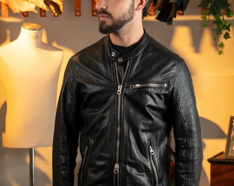 Biker in pelle