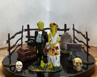 Zombie Bride and Groom Graveyard Wedding Cake Topper 6IN Round