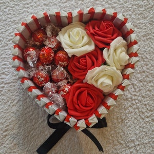 Kinder Love Heart Luxury Hamper image 4