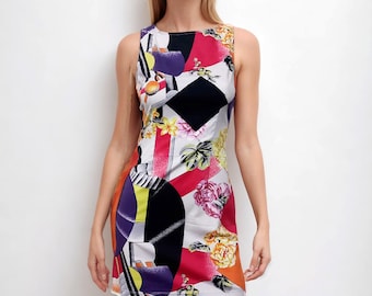 Vintage Versace Mini Dress, Unique Pattern, Sleeveless, Round Neckline, Designer Dress, size 40.