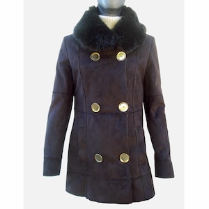 Women sueda coat, vintage faux shearling coat, brown suede coat, 2000s outerwear coat, sheepskin coat designer Guess.