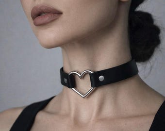 Black Leather Heart Choker, Adjustable Gothic Collar, Handmade Real Leather Necklace