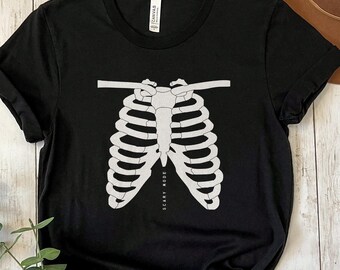 Seasonal Ribcage T-Shirt for Halloween Lover Halloween Costume Tshirt for Fall Scary Skeleton XRay Realistic Shirt Costume for Her Halloween
