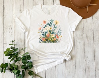 Womens Cute Oversized Flower T Shirt, Gift for Her Naturelover Tshirt, Mom Minimalist Spring Botanical Graphic Tee, Girls Floral Summer Top