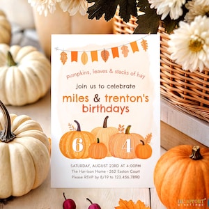 Pode incluir: Um cartão de convite de aniversário retangular com uma guirlanda laranja, ilustrações de abóboras e o texto: pumpkins, leaves & stacks of hay, join us to celebrate miles & trenton's birthdays, 6, 4, SATURDAY, AUGUST 23RD AT 4:00PM, The Harrison Home - 262 Easton Court, Please RSVP by 8/19 to 123.456.7890.