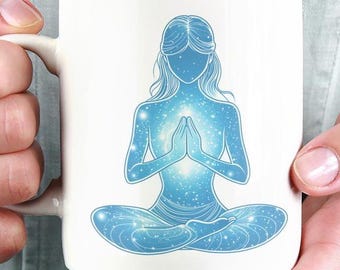 ブルースロートチャクラマグ：スピリチュアルな女性の瞑想、ヨガコーヒーカップ