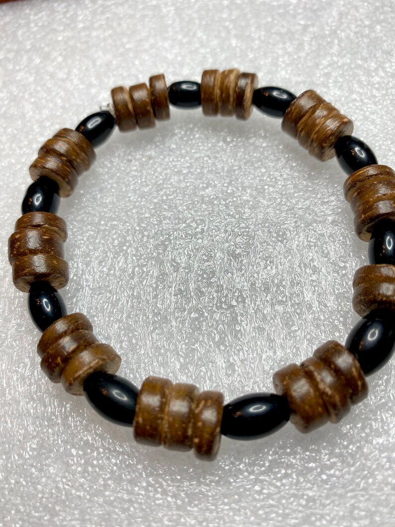 Men's Bracelet-beaded stretch wooden bracelet image 4