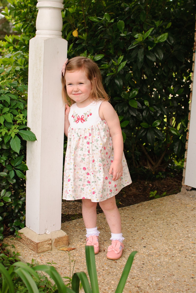Patrón de vestido de niña con manga ondulada Patrón de costura PDF descargable para vestido de niña 1 a 10 años imagen 6