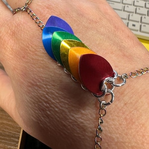 Dainty Rainbow Hand Flower Scalemail Chainmaille Bracelet