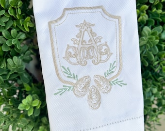 Aangepaste Oyster Crest Monogram Pique handdoek