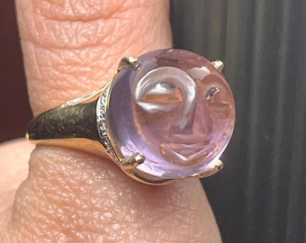 ANTIQUE 14K Yellow Gold Ring: Hand-Carved "MOON  FACE" of Amethyst and Diamonds