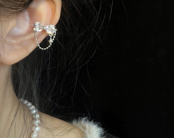 BRIAR CRYSTAL EAR CUFF