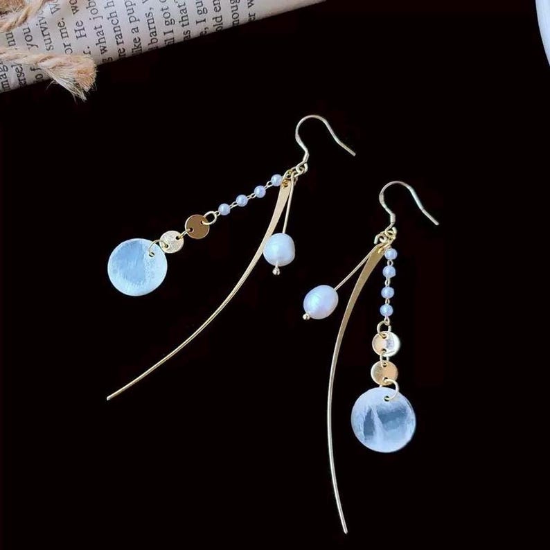 Textured Flat Pearl and Gold Dangle Earrings