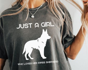 Swiss Shepherd Dog Mom White Shepherd Shirt for New Dog Owner Berger Blanc Suisse Lover Funny Shirt for GSD Shepherd Mom Oversized Women's T