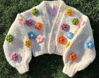 Grobstrick-Blumen-Cardigan, Häkelpullover, Gänseblümchen-Cardigan, Gehäkelte Blumen-Cardigan, Grobstrick-Cardigan, Geschenke für Sie