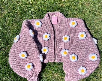 Cardigan à grosses fleurs, pull au crochet, cardigan marguerite, cardigan à fleurs au crochet, cardigan en maille épaisse, cadeaux pour elle