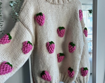 Grobstrick Erdbeer-Cardigan, gehäkelter Pullover, Erdbeer-Cardigan, Häkel-Erdbeer-Cardigan, Geschenke für sie