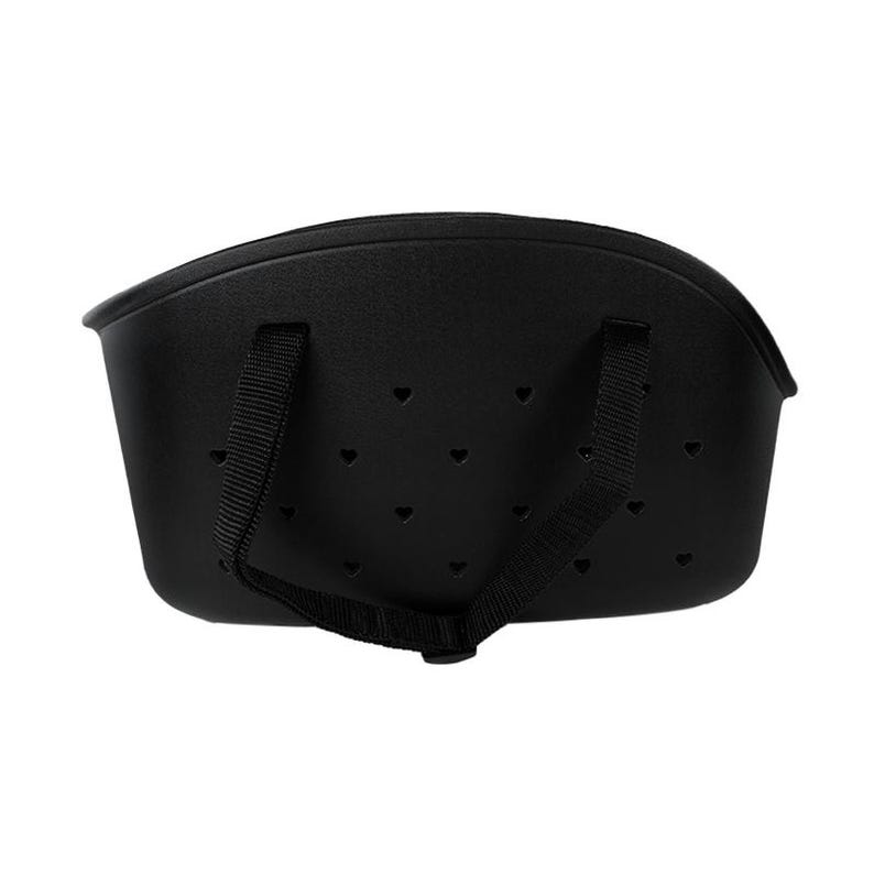 Puede incluir: Bolso tote negro con la parte superior curvada y recortes en forma de coraz&oacute;n. El bolso tiene dos correas de tela negra y est&aacute; dise&ntilde;ado para transportar objetos. El bolso est&aacute; hecho de un material duradero.