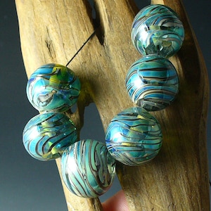 Lampwork beads/SRA lampwork beads/beads/rainbow/blue green/Double Helix/artisan lampwork/luster/metallic/ image 3