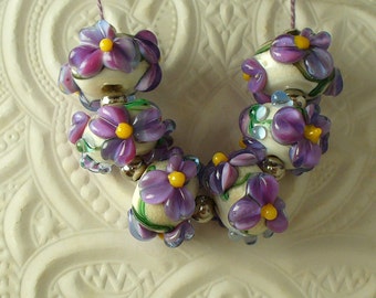 lampwork beads/glass beads/handmade lampwork/beads/violets/lavender/purple/flowers/garden/MTO