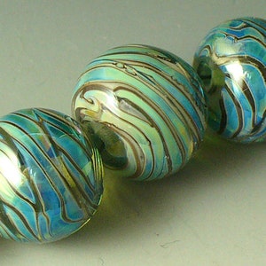 Lampwork beads/SRA lampwork beads/beads/rainbow/blue green/Double Helix/artisan lampwork/luster/metallic/ image 2