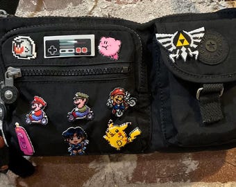 Spilla Mario Kart // Spilla per cappello Nintendo // Mario // Mario Kart 8bit // Mario Kart // Plastica termoretraibile rivestita in resina simile alla spilla smaltata