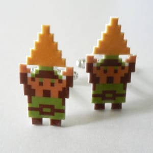 hyrule hero and triforce - CufflinkS // Video Game Cufflinks // Geek Wedding Cufflinks // Gamer Wedding Cuff Links // Groomsmen Gift