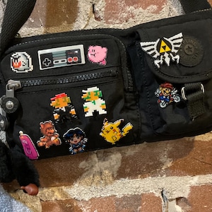 Super Mario Tanooki Pin // Nintendo Hut Pin // Tanooki Pin // Mario // Retro Anstecknadel // harzbeschichteter Shrink Kunststoff ähnlich Emaille