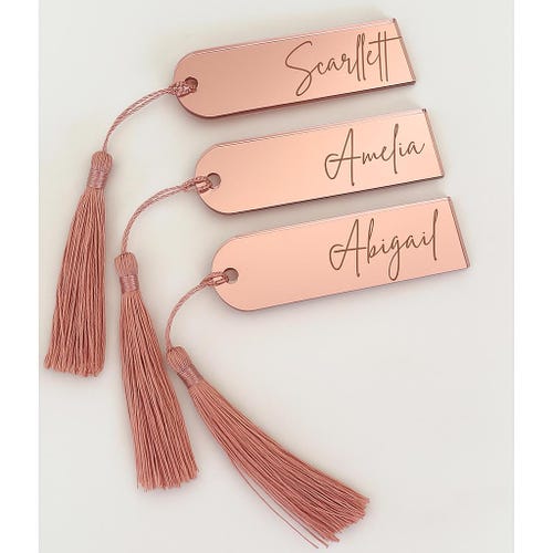 Personalised acrylic name place cards with tassels, Wedding Name Tags, Wedding Place Cards, Laser Cut Names, Mirrored acrylic name Tags