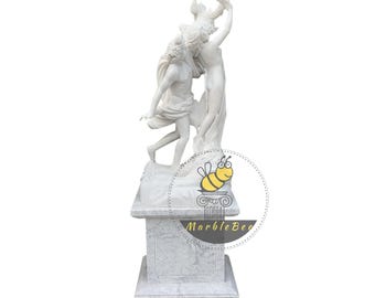 Grieks marmeren beeld: beeldhouwwerk Apollo en Daphne