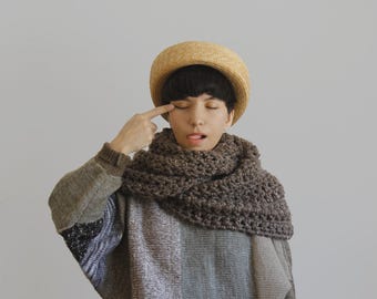 The Pembroke Cowl in Graham Cracker Crust