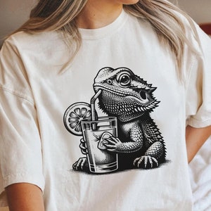 Cute Bearded Dragon Shirt Baby Dragon T-shirt Cute Bearded Dragon Owner Gift Pet Bearded Dragon Lover Bearded Dragon Tee Animal Lover Shirt