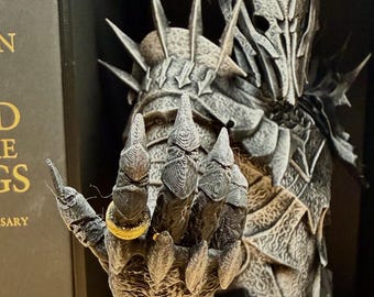 Lord of the Rings Book Nook – Gandalf, Sauron, Gimli & More | Fantasy Bookshelf Insert, Tolkien Inspired Decor