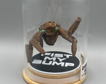 Project Hail Mary Rocky Figurine in Glass Dome | Rocky Eridian | Grace Rocky Gift | Sci-Fi Collector Display | Desk Decor