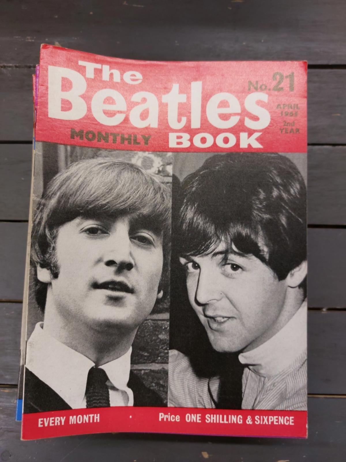 超希少箱セット★ファンクラブ限定！THE BEATLES MONTHLY全12巻 超希少箱セット☆ファンクラブ限定！THE BEATLES MONTHLY全12巻