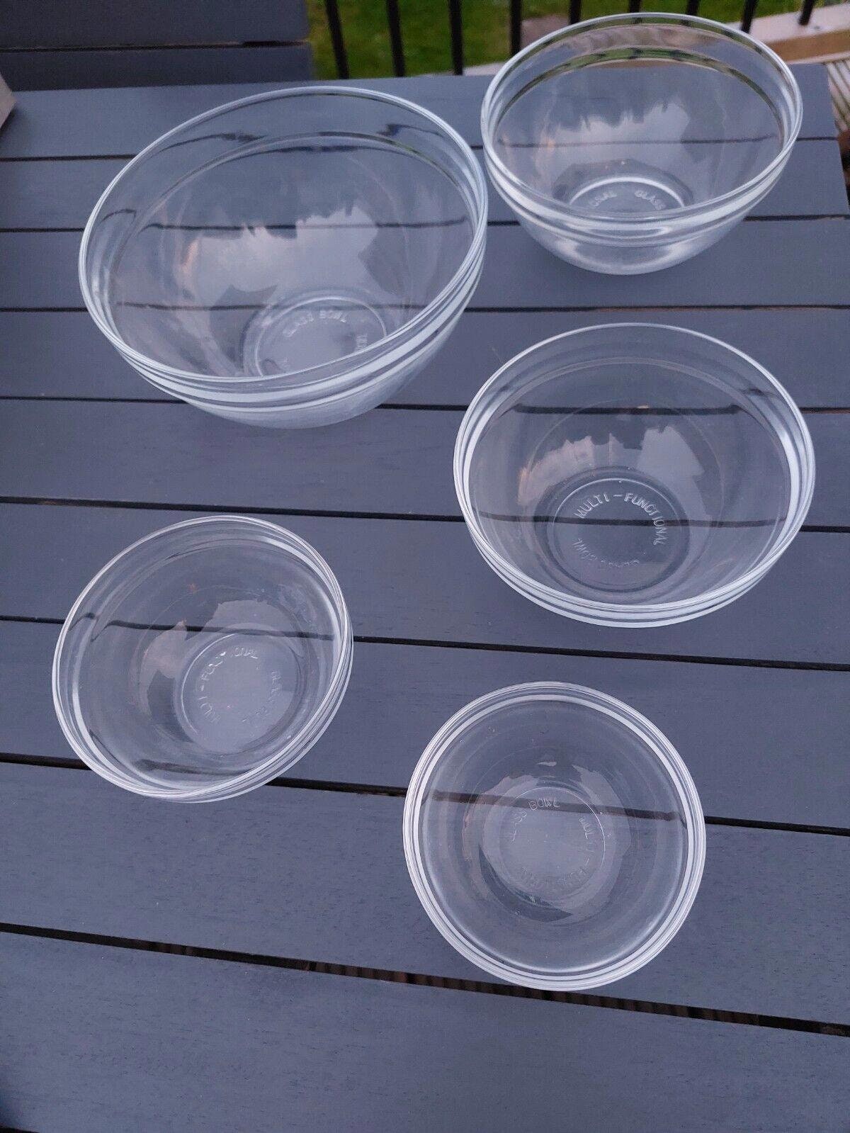 青いプラスチック蓋が付いた入れ子式ガラスボウル 5 個 - Etsy 日本