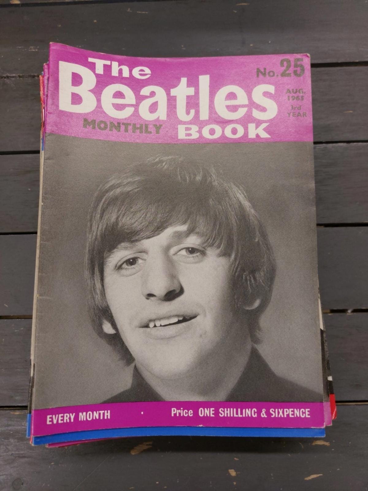 超希少箱セット★ファンクラブ限定！THE BEATLES MONTHLY全12巻 The Beatles Monthly Book - Etsy