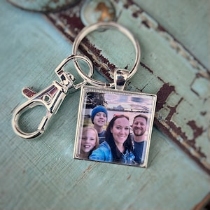 Custom Photo Keychain Glass Photo Keychain with Purse Key Clip Set in Silver Tray image 1