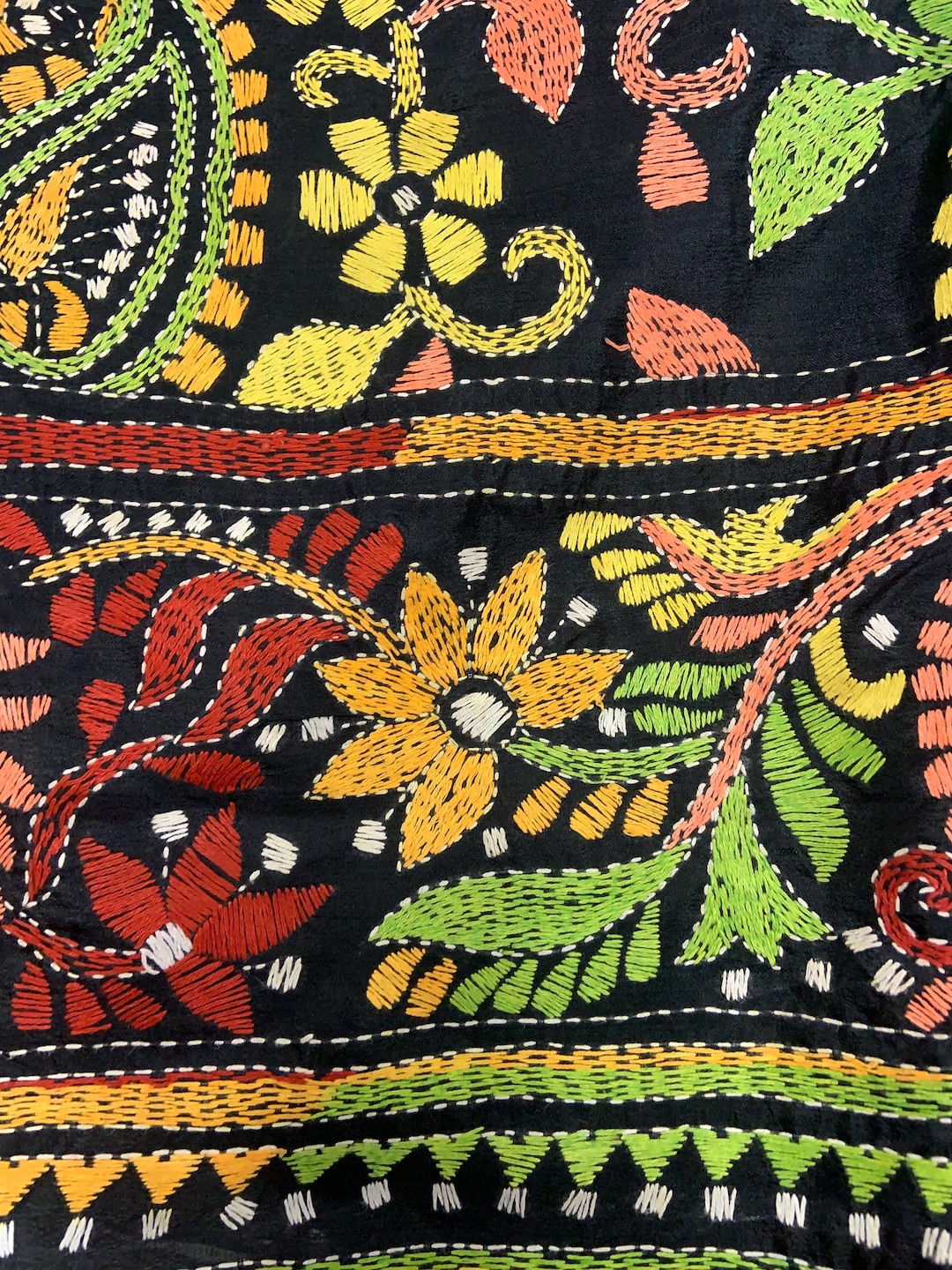 Purple - Bengal Nakshi Kantha Hand Embroidered Silk Saree 16