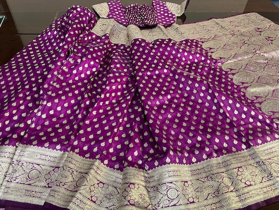Old banarasi saree dress hotsell