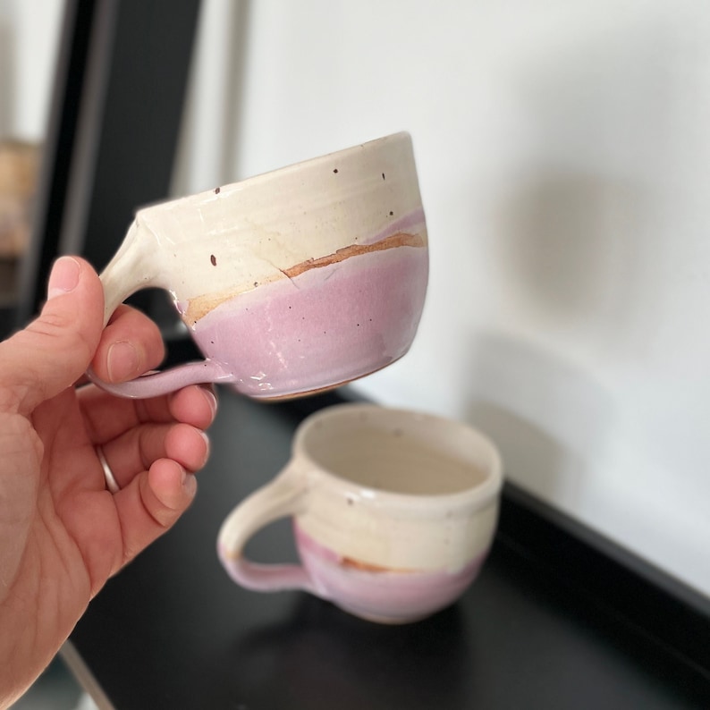 Taza de cerámica pequeña en rosa y blanco Tamaño de 8 onzas Única en su tipo Cerámica lanzada con ruedas por Cherie Giampietro Diseño cerámico de Cherie imagen 7