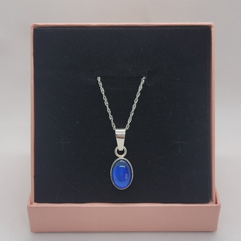 Color Changing Necklace, Mood Necklace, Color Changing Stone, Handmade