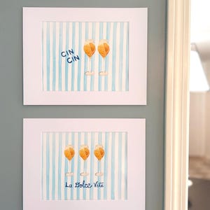 イタリアの乾杯の水彩画プリント | 「CIN CIN」「La Dolce Vita」アペロールスプリッツアート | 夏のキッチンやバーの装飾